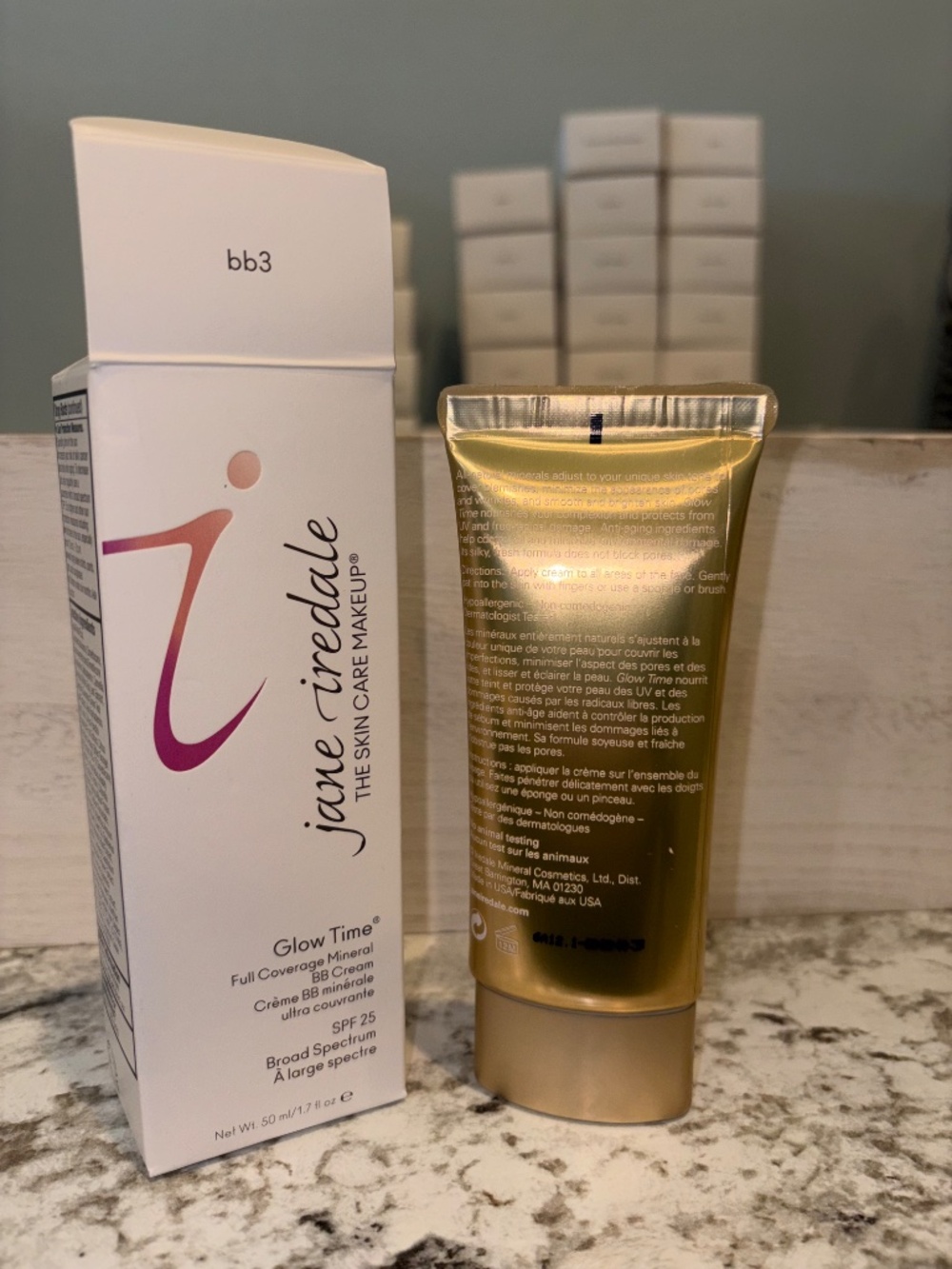 Jane Iredale Glow Time Full Coverage Mineral BB Cream-BB3 - Picture 3 of 3